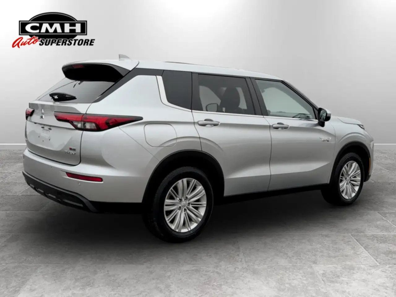 Mitsubishi Outlander photo Mitsubishi Outlander