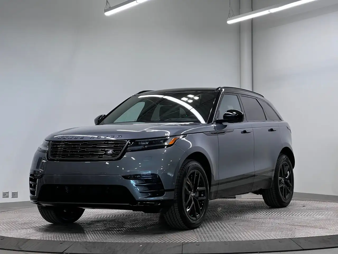 Land Rover Range Rover Velar снимка Land Rover Range Rover Velar