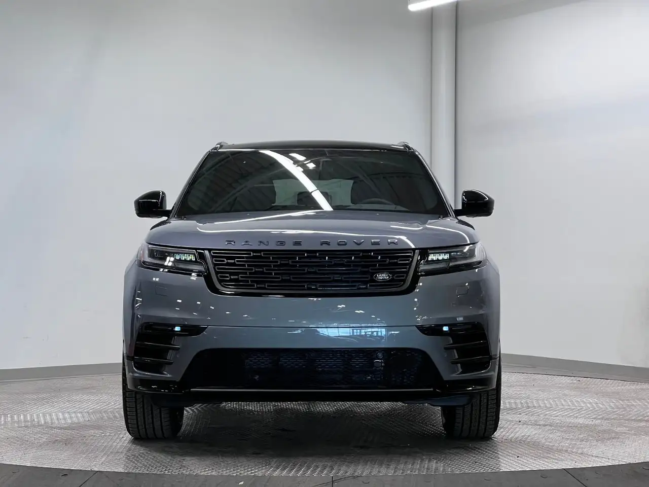 Land Rover Range Rover Velar снимка Land Rover Range Rover Velar