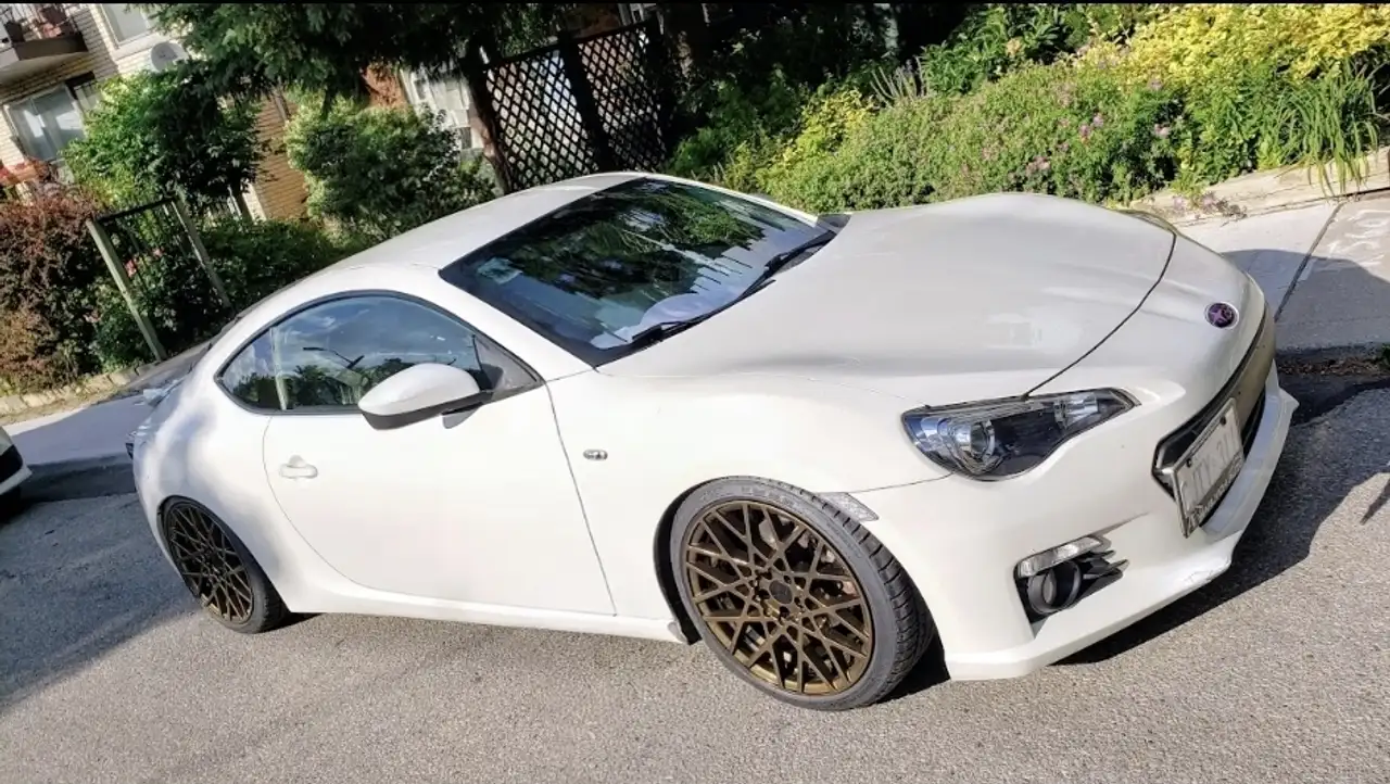Subaru BRZ photo Subaru BRZ