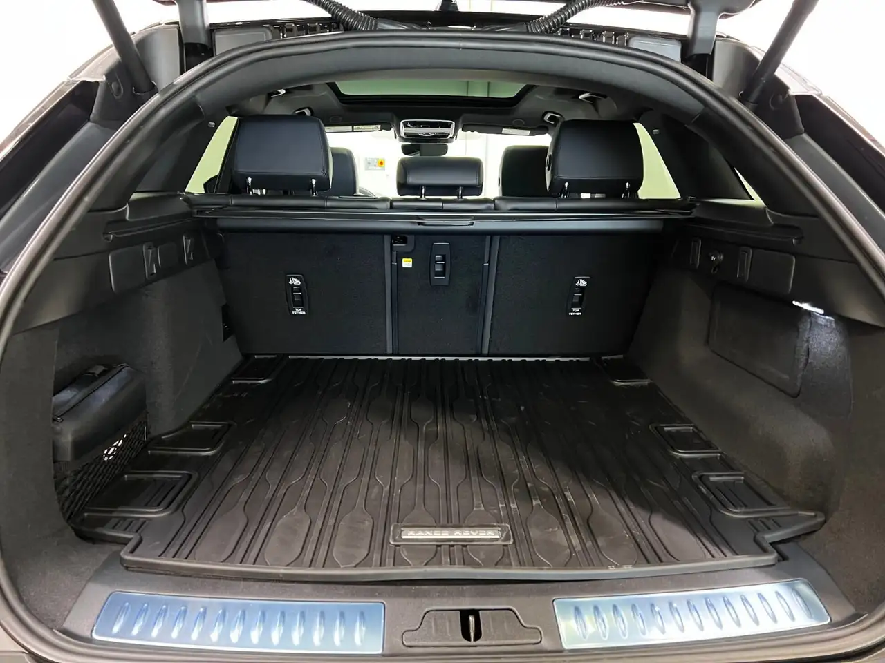 Land Rover Range Rover Velar снимка Land Rover Range Rover Velar