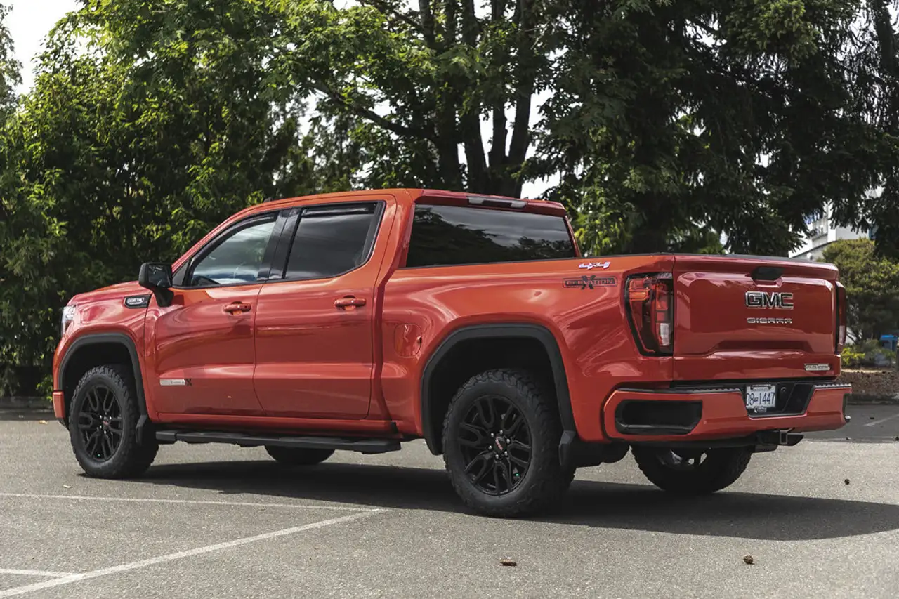 GMC Sierra 1500 снимка GMC Sierra 1500