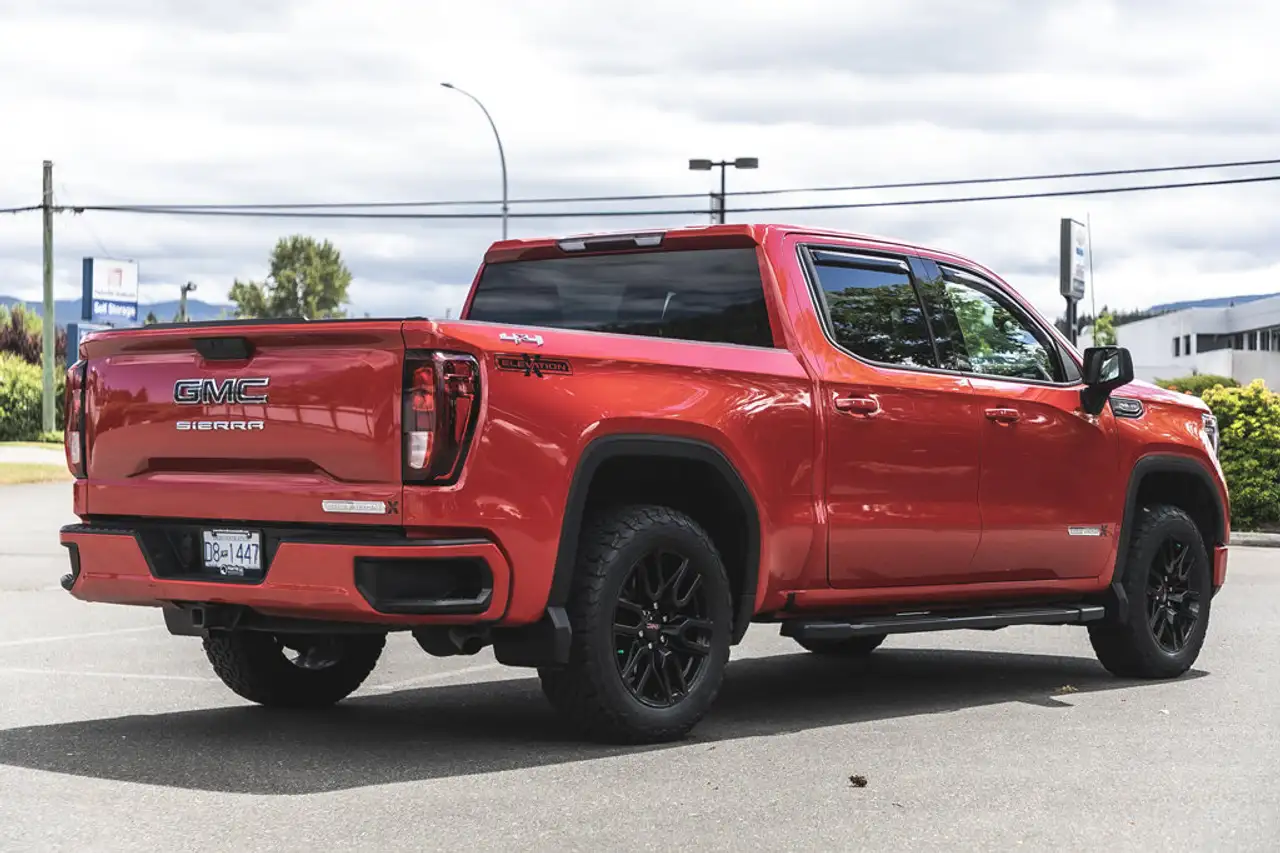 GMC Sierra 1500 снимка GMC Sierra 1500