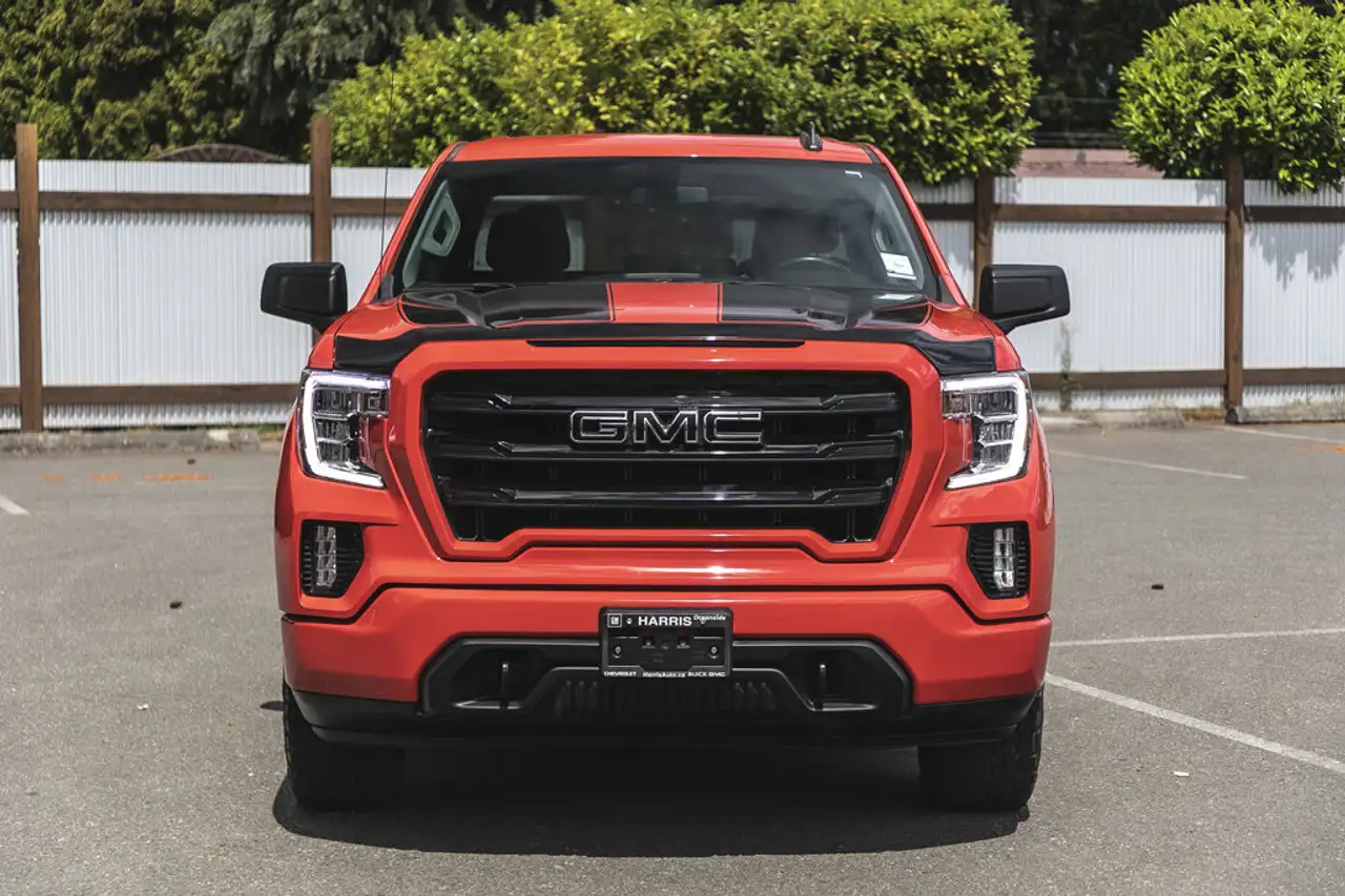 GMC Sierra 1500 снимка GMC Sierra 1500