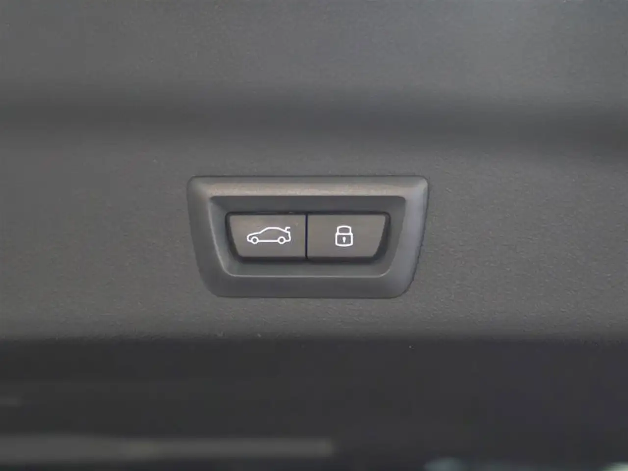 BMW X1 снимка BMW X1