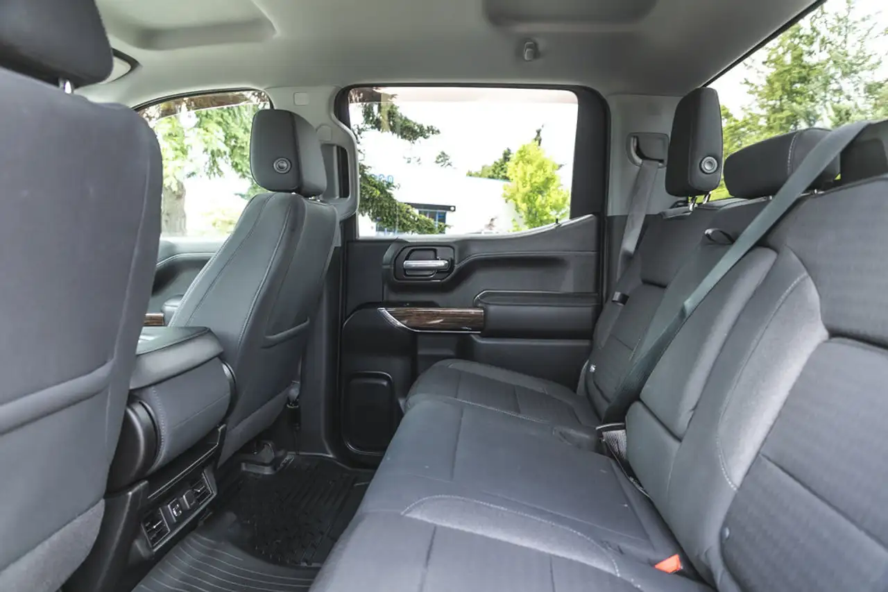 GMC Sierra 1500 снимка GMC Sierra 1500