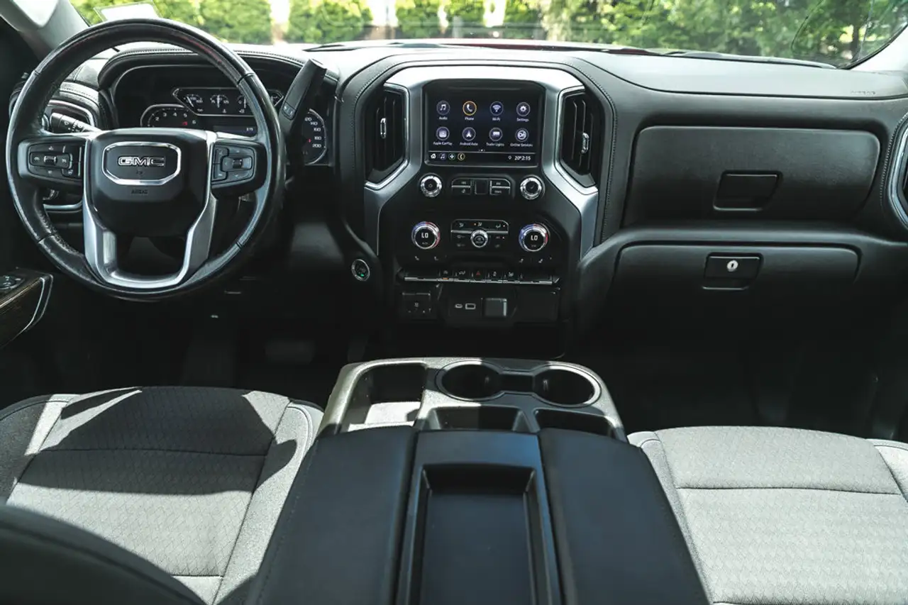 GMC Sierra 1500 снимка GMC Sierra 1500
