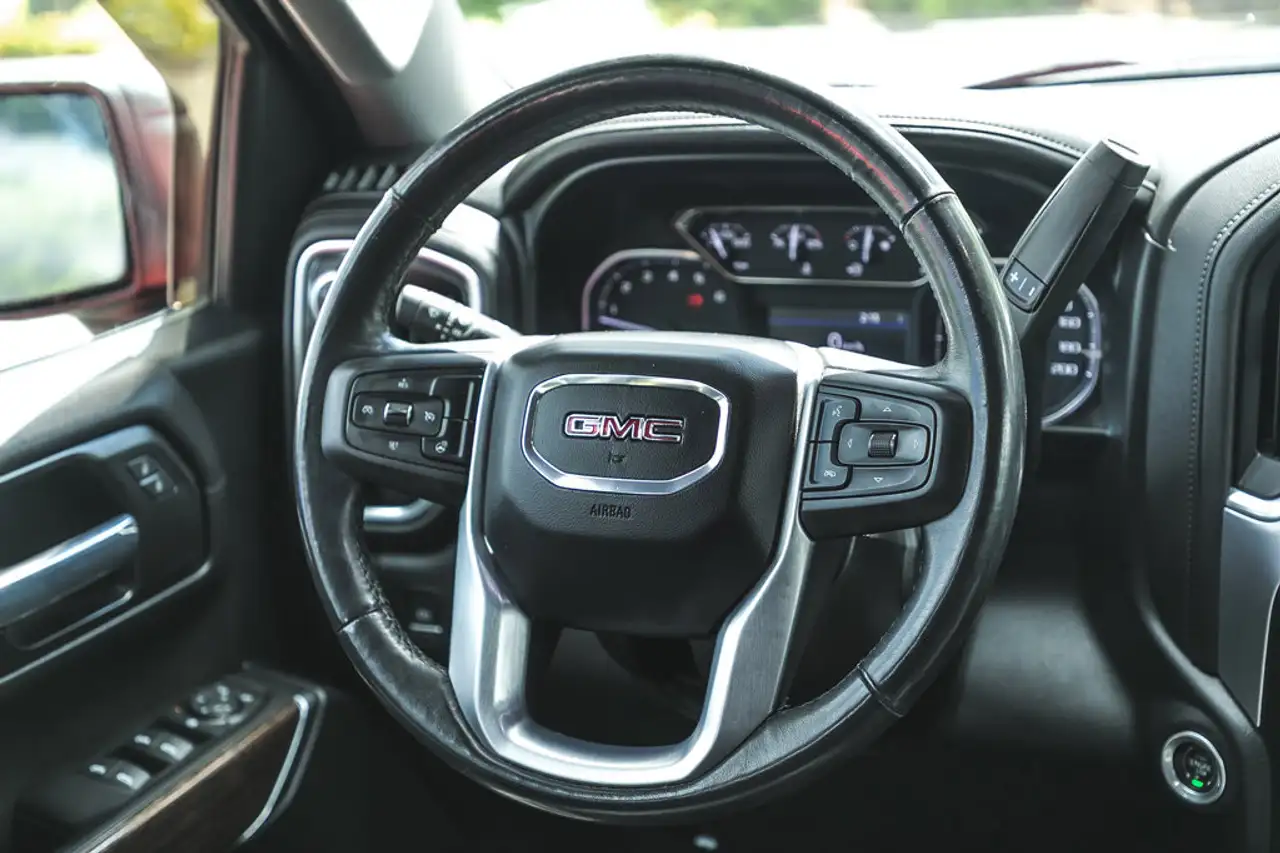 GMC Sierra 1500 снимка GMC Sierra 1500