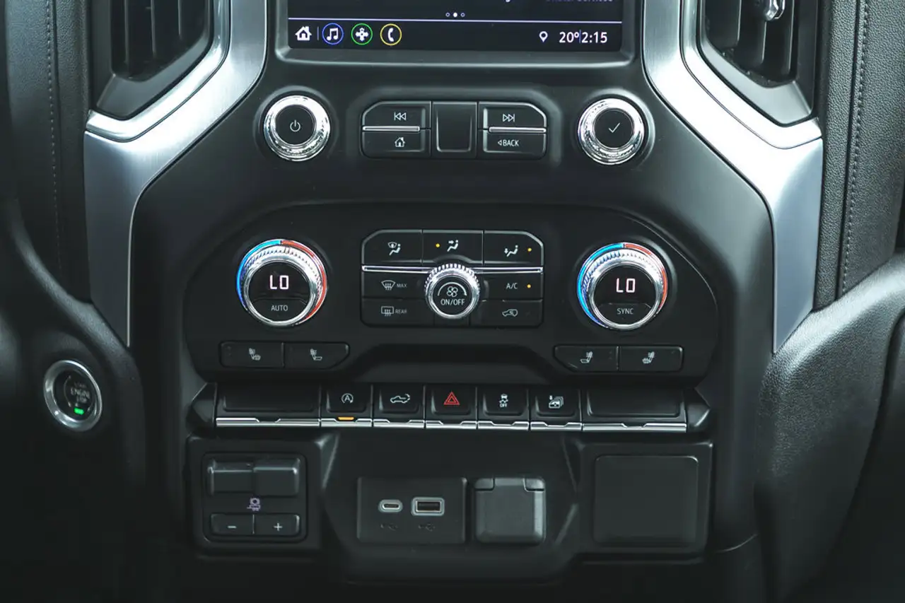 GMC Sierra 1500 снимка GMC Sierra 1500