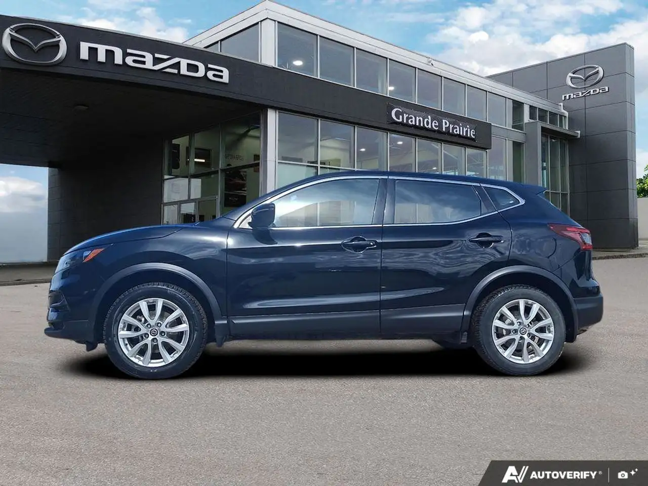 Nissan Qashqai снимка Nissan Qashqai