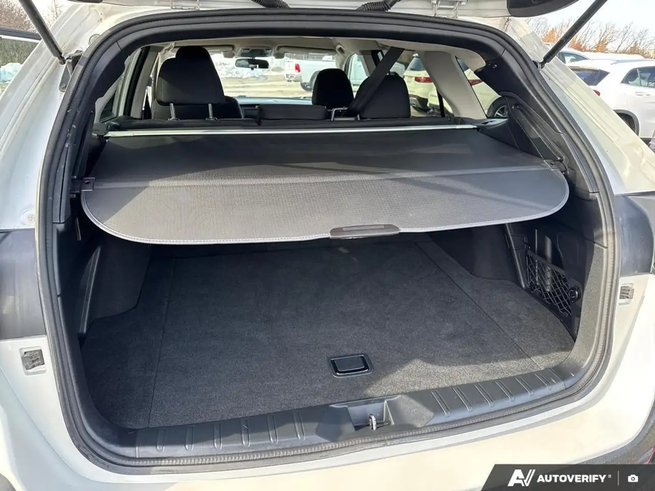 Subaru OUTBACK снимка Subaru OUTBACK