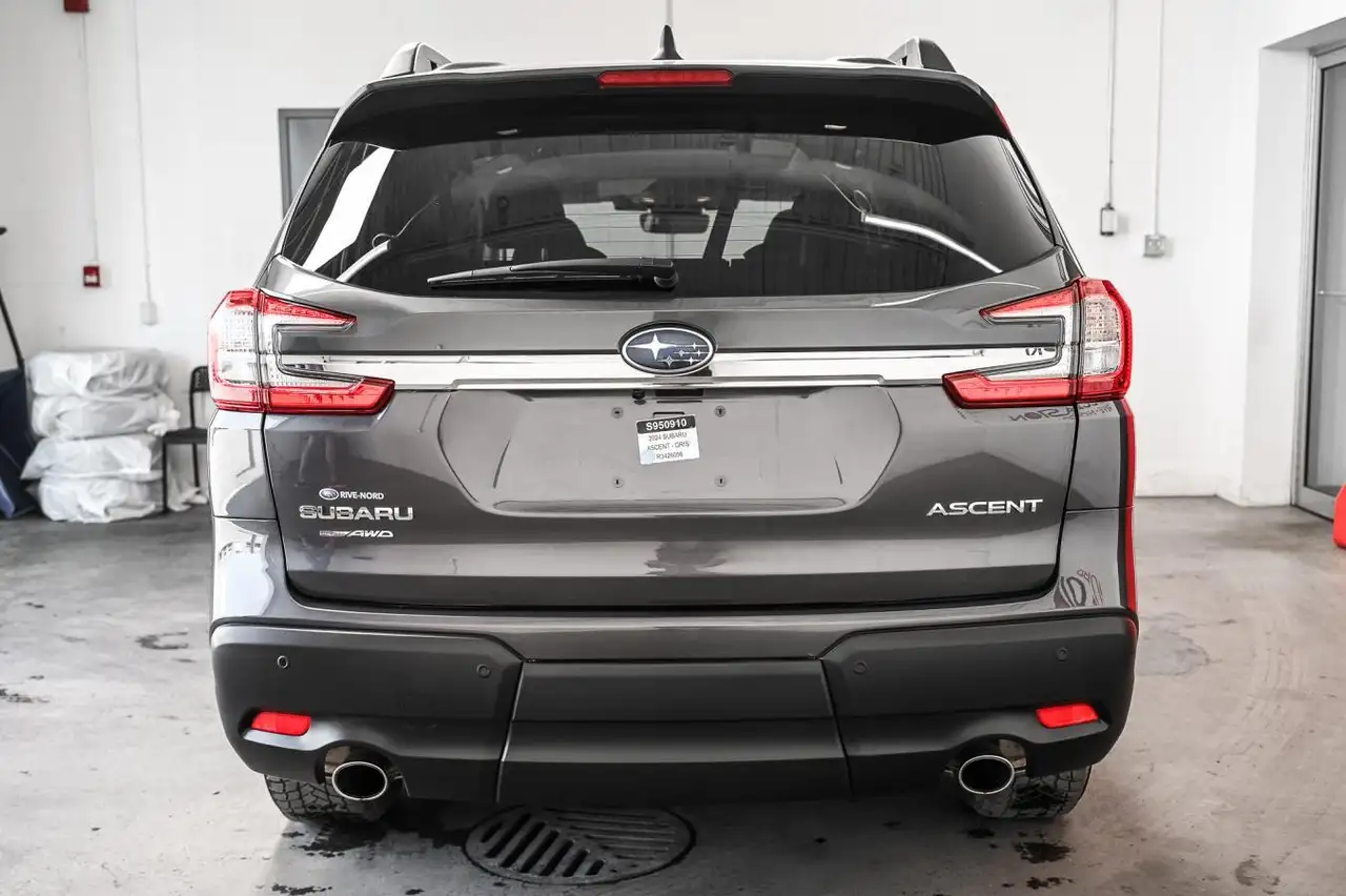 Subaru Ascent photo Subaru Ascent