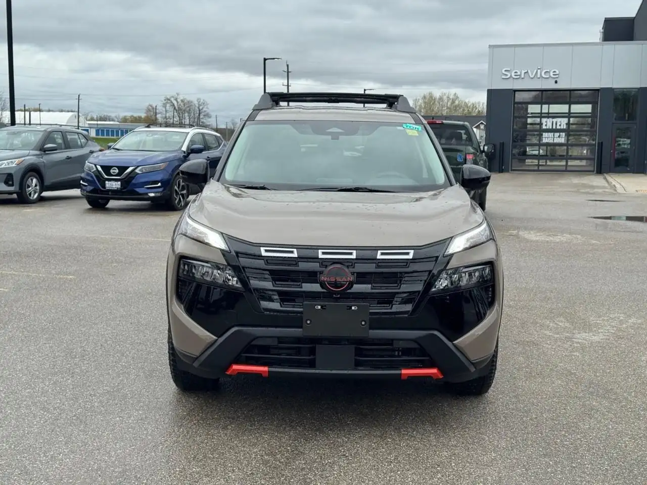 Nissan Rogue снимка Nissan Rogue