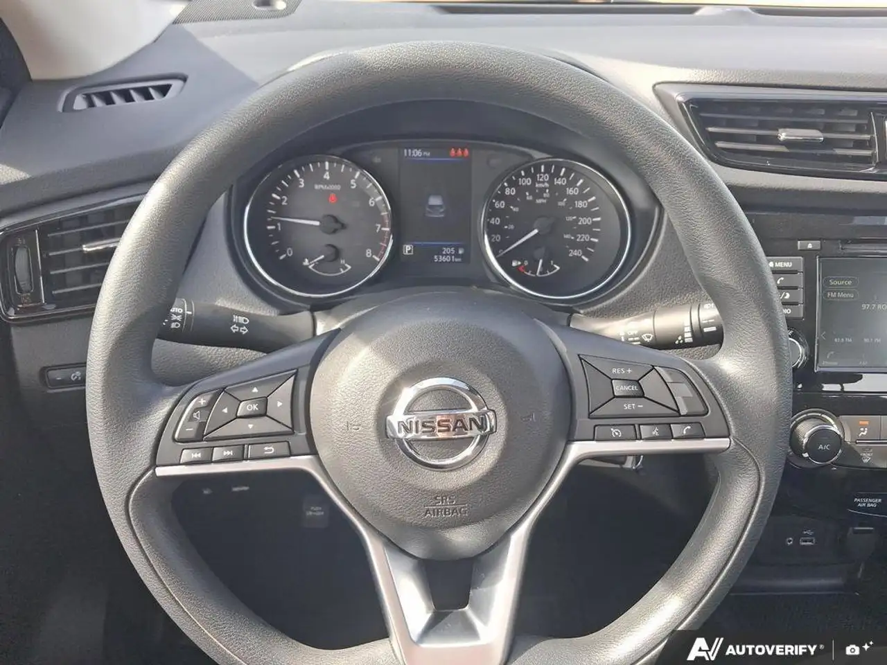 Nissan Qashqai снимка Nissan Qashqai