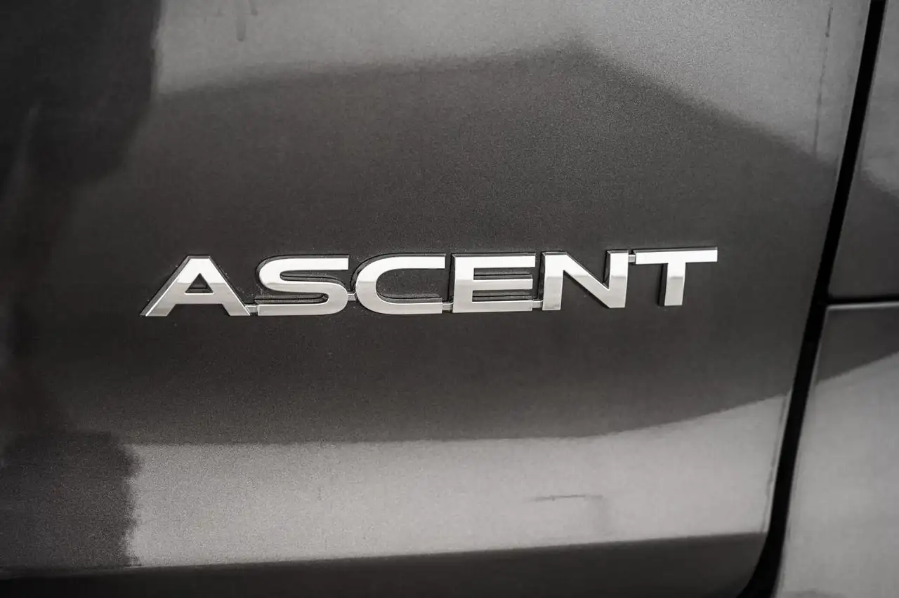Subaru Ascent photo Subaru Ascent