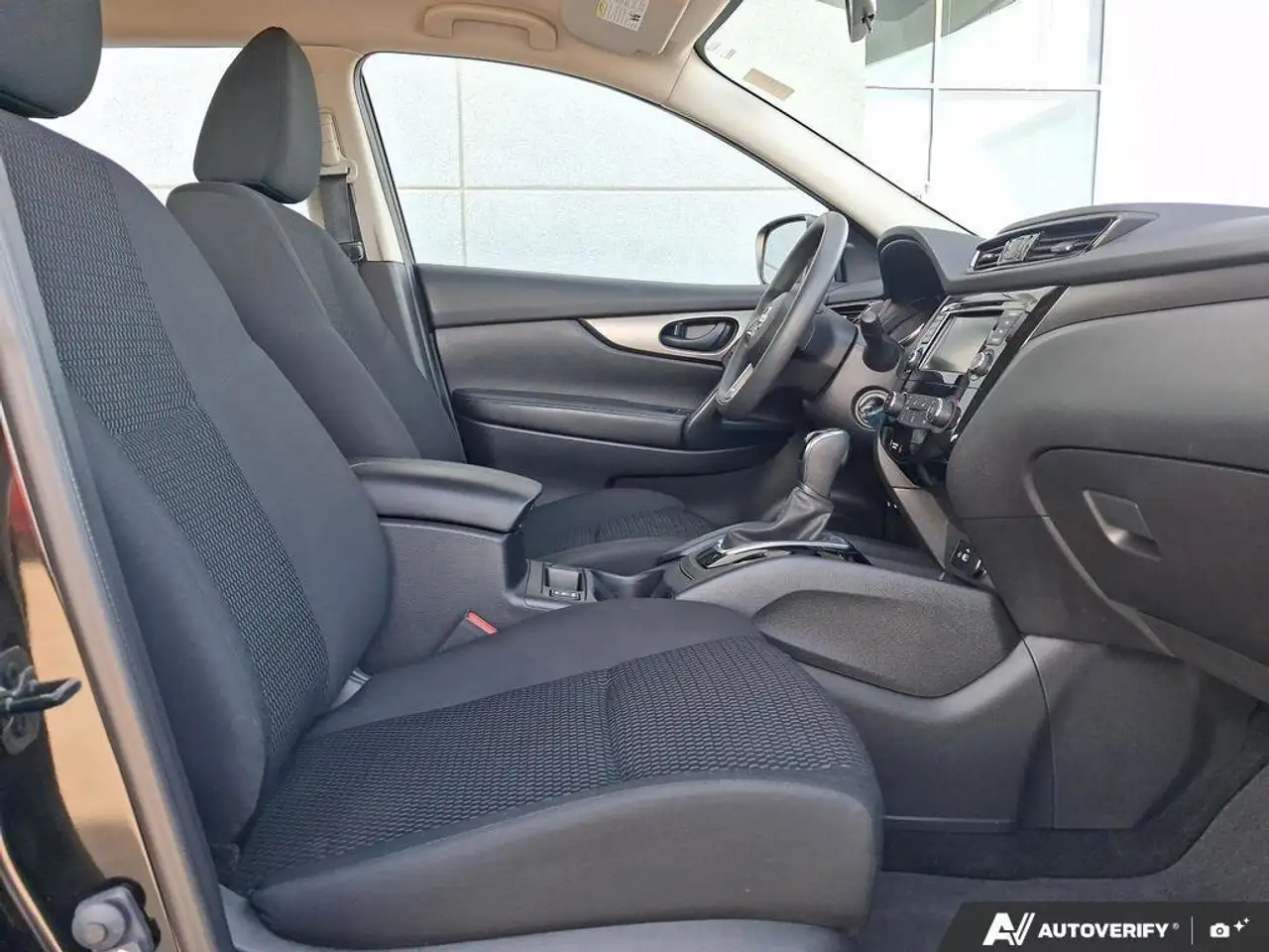 Nissan Qashqai снимка Nissan Qashqai