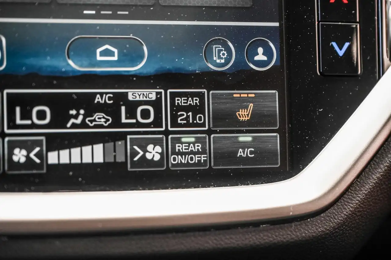 Subaru Ascent photo Subaru Ascent