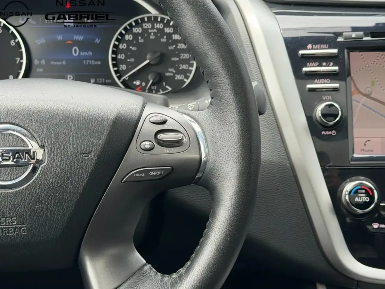 Nissan Murano снимка Nissan Murano