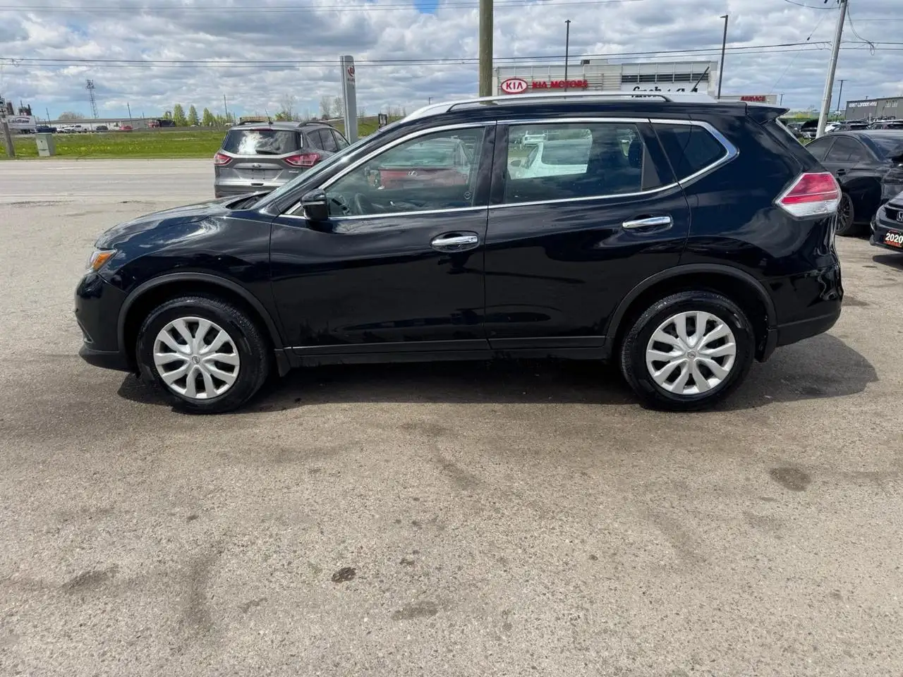Nissan Rogue photo Nissan Rogue
