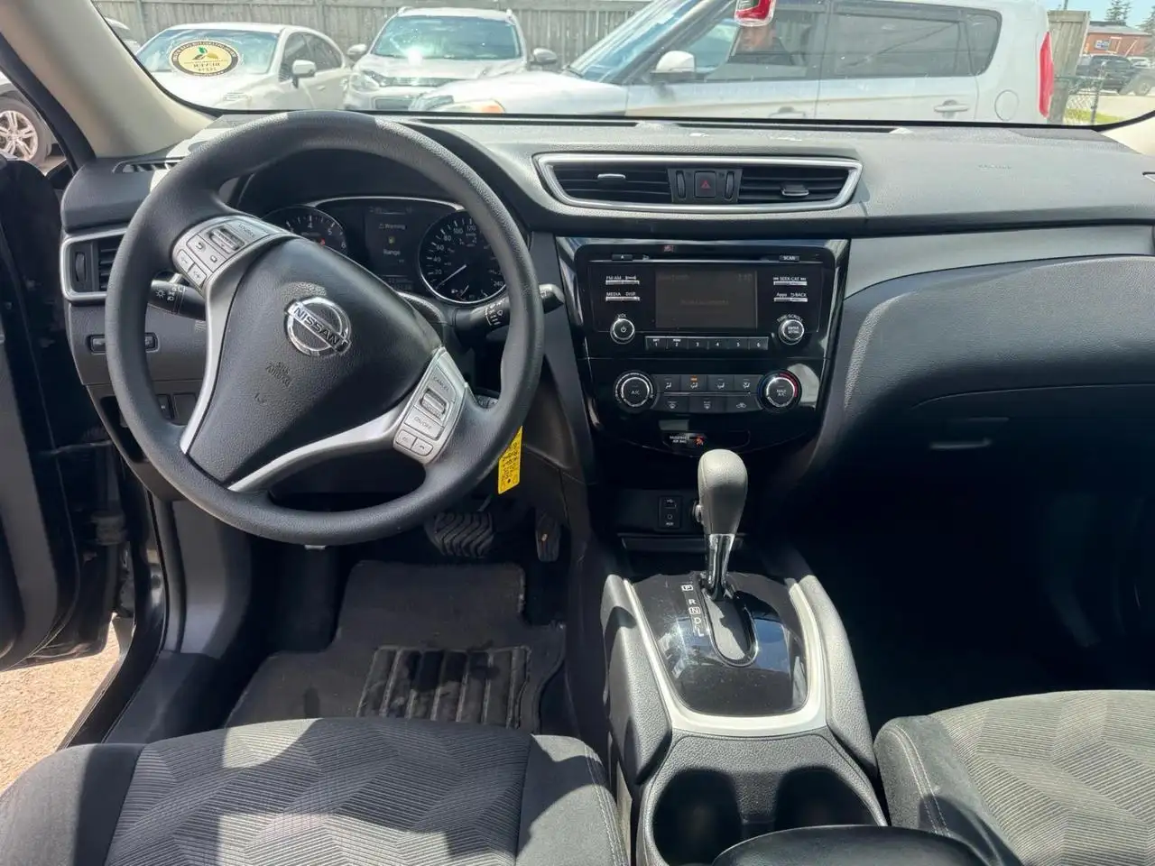 Nissan Rogue photo Nissan Rogue
