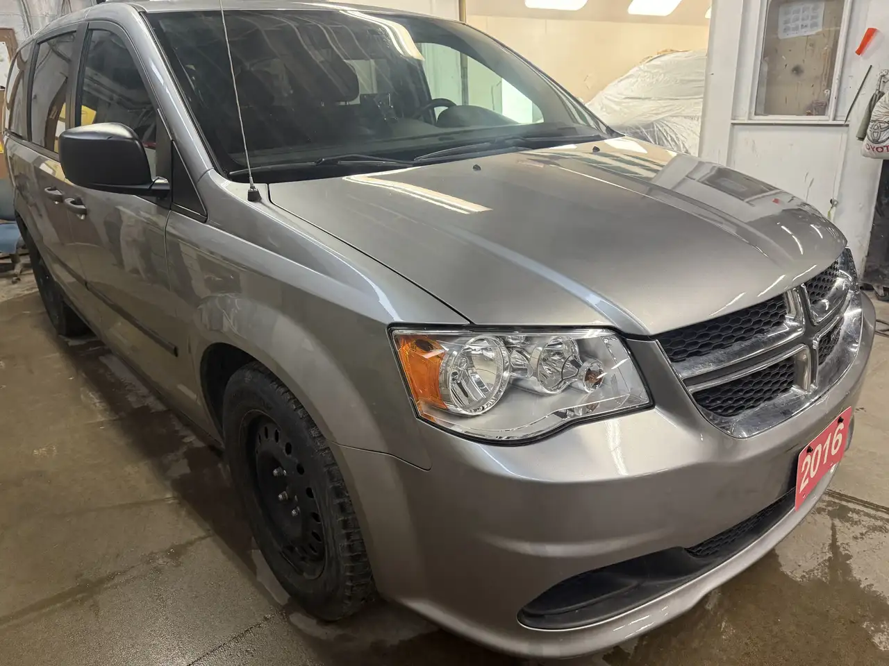 Dodge Grand Caravan снимка Dodge Grand Caravan