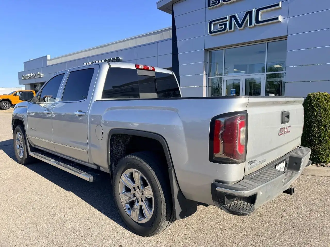 GMC Sierra 1500 photo GMC Sierra 1500