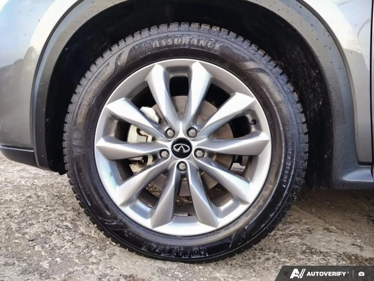 Infiniti QX50 снимка Infiniti QX50