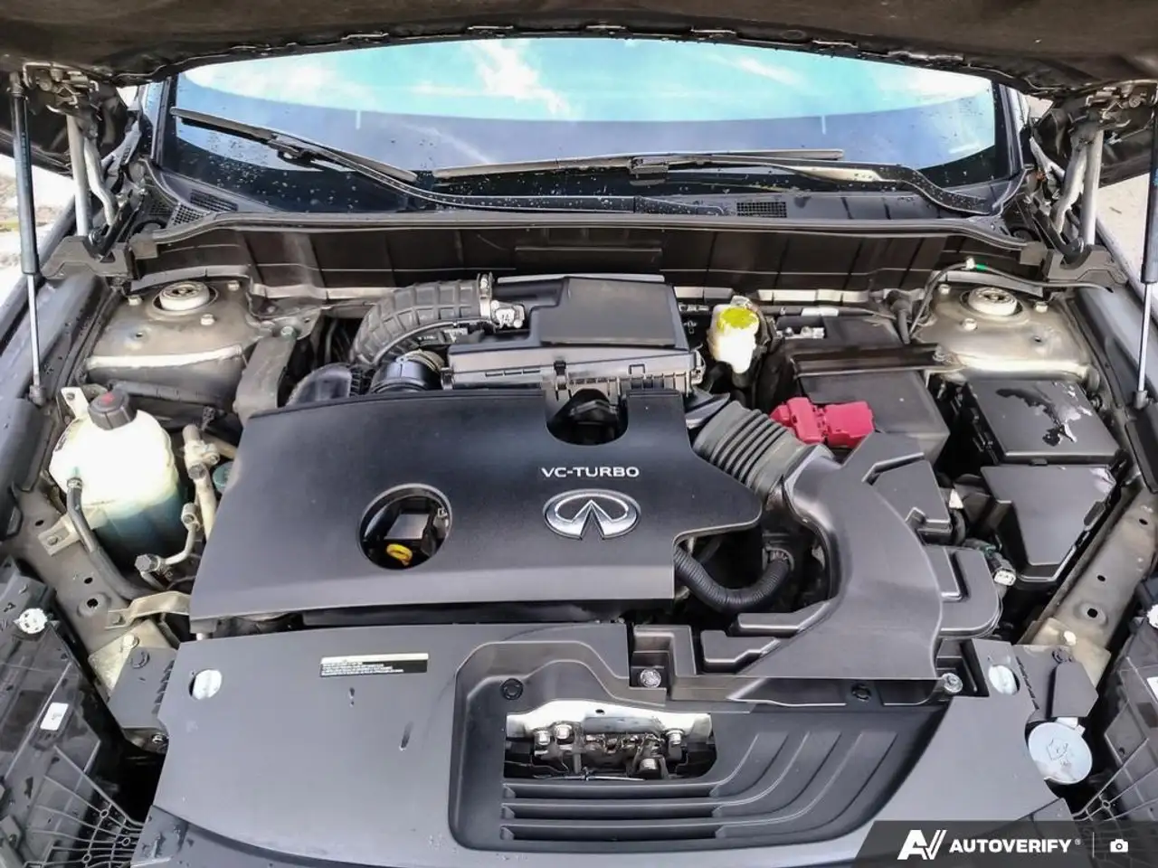Infiniti QX50 снимка Infiniti QX50