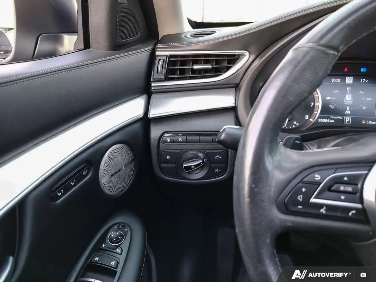 Infiniti QX50 снимка Infiniti QX50
