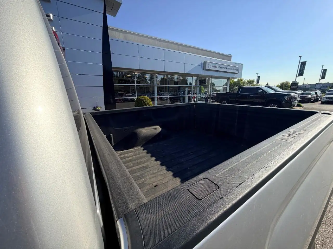 GMC Sierra 1500 photo GMC Sierra 1500