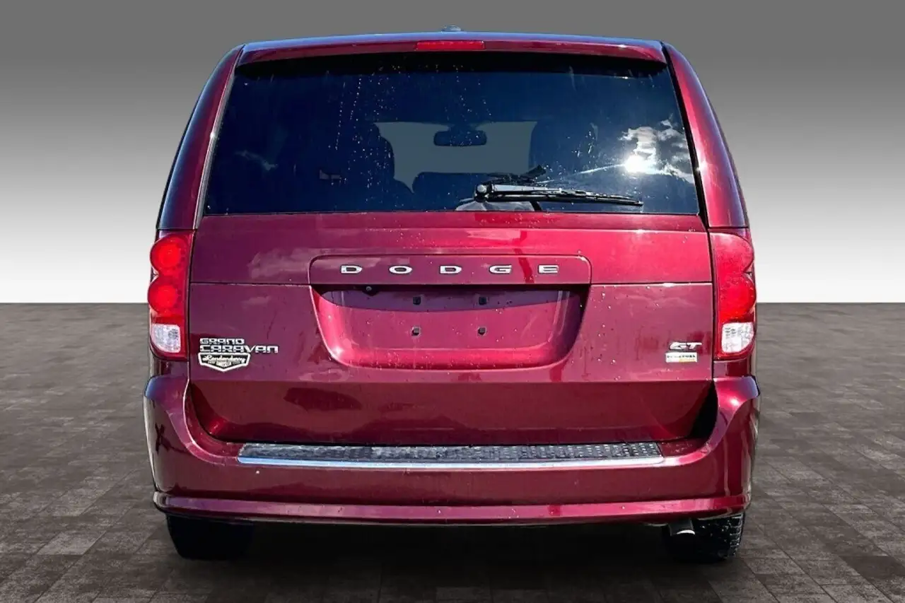 Dodge Grand Caravan fotografie Dodge Grand Caravan