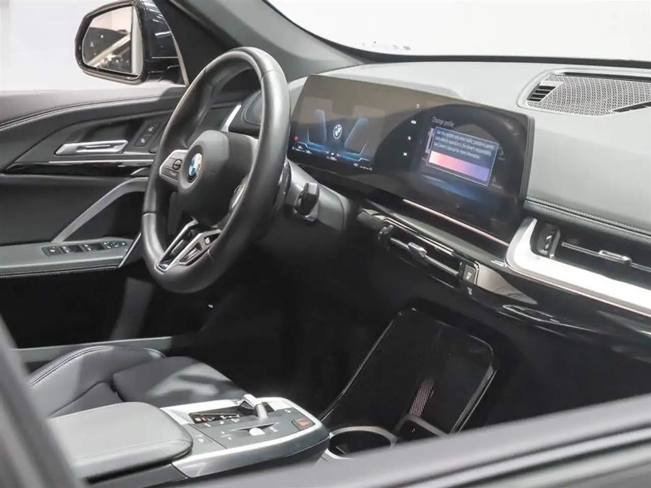 BMW X1 снимка BMW X1