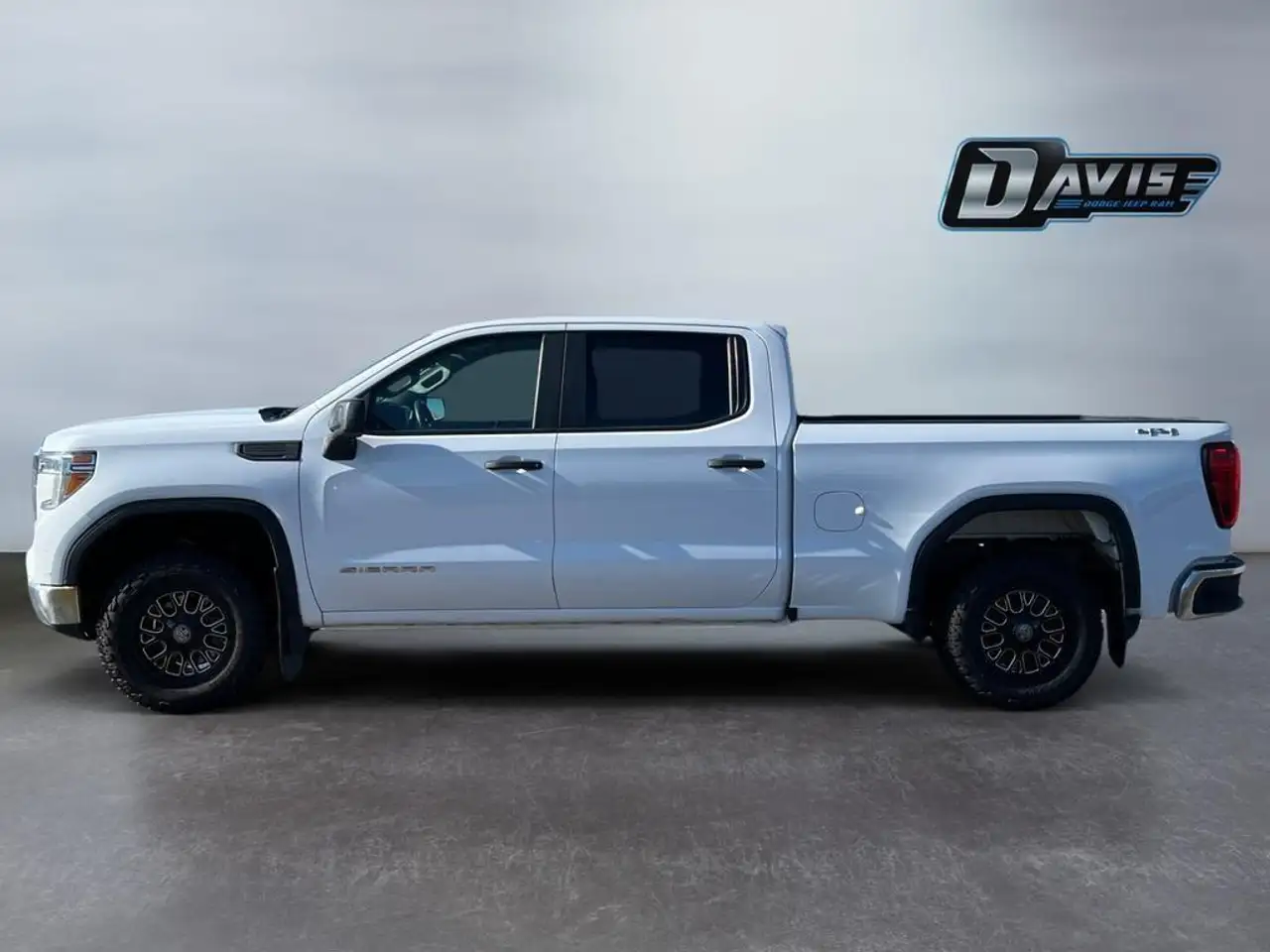 GMC Sierra 1500 снимка GMC Sierra 1500