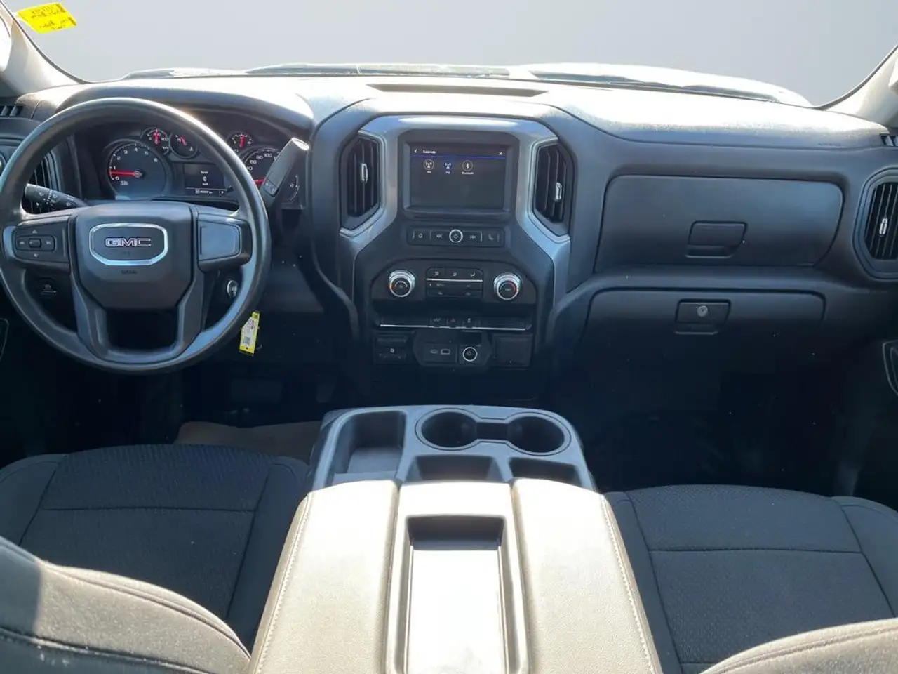 GMC Sierra 1500 снимка GMC Sierra 1500