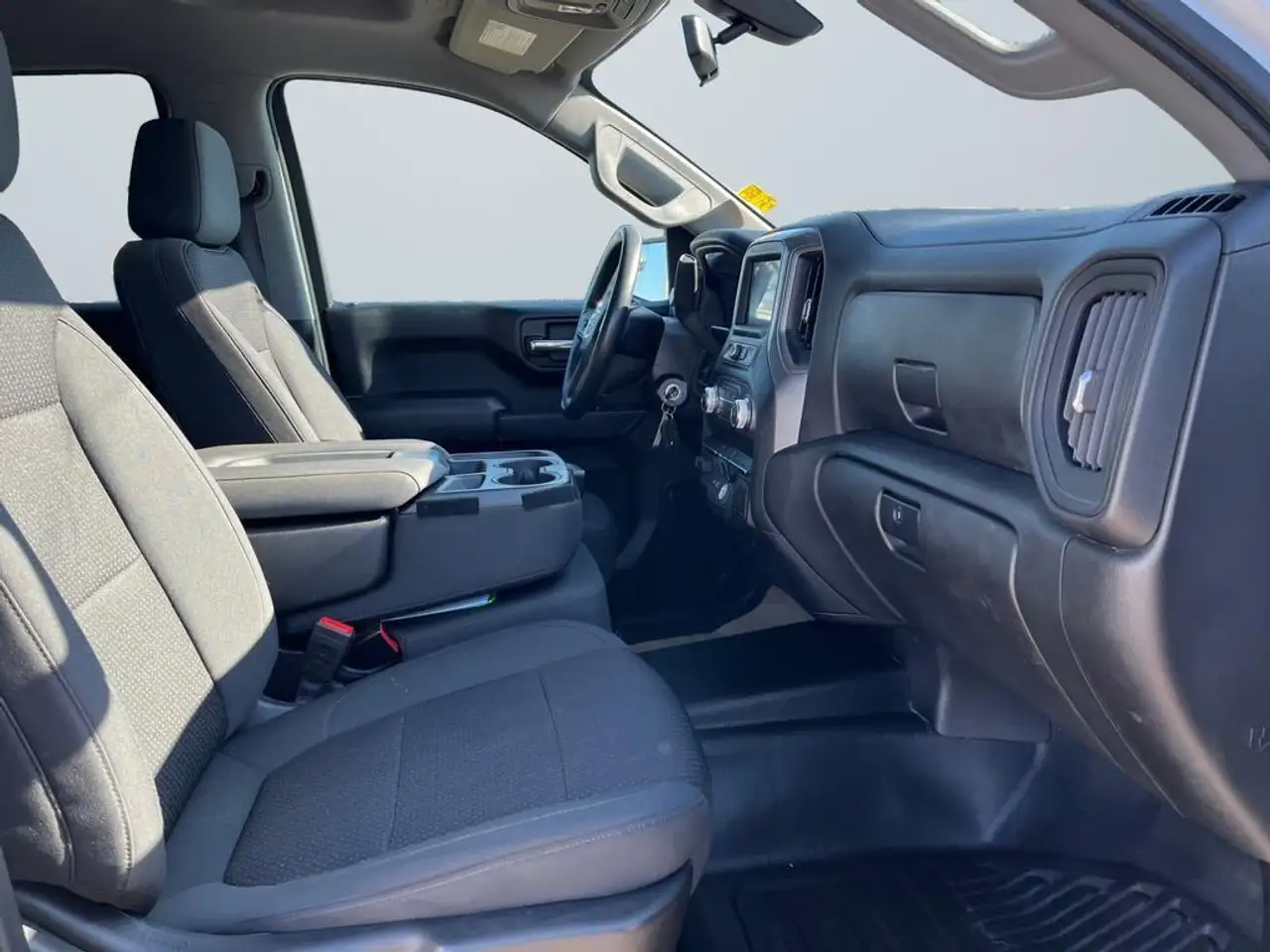 GMC Sierra 1500 снимка GMC Sierra 1500