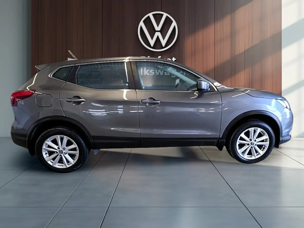 Nissan Qashqai снимка Nissan Qashqai