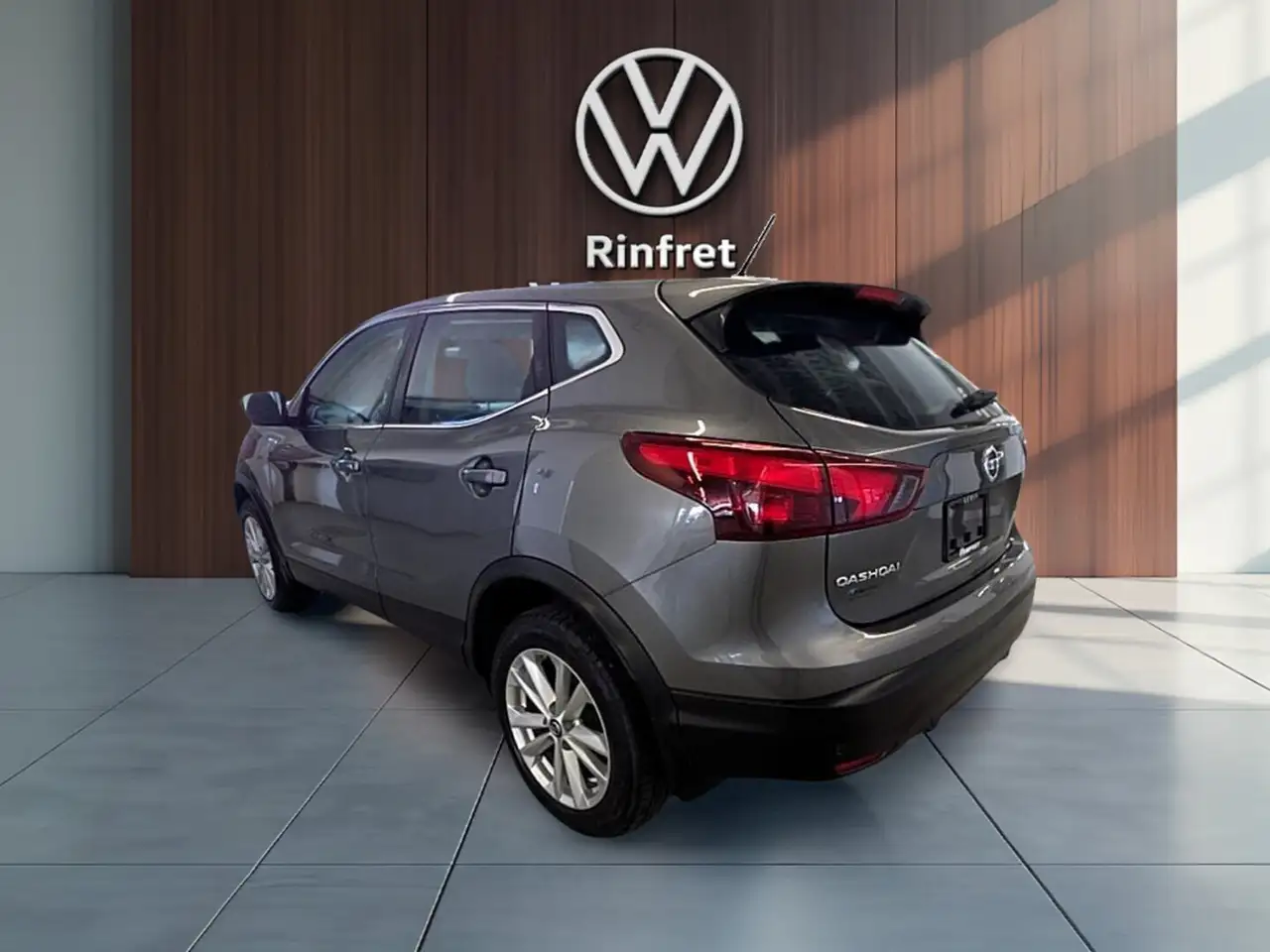 Nissan Qashqai снимка Nissan Qashqai