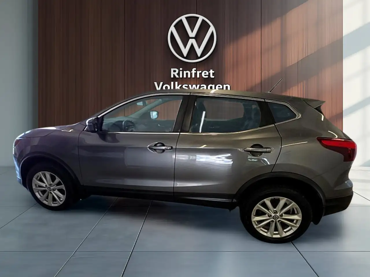 Nissan Qashqai снимка Nissan Qashqai