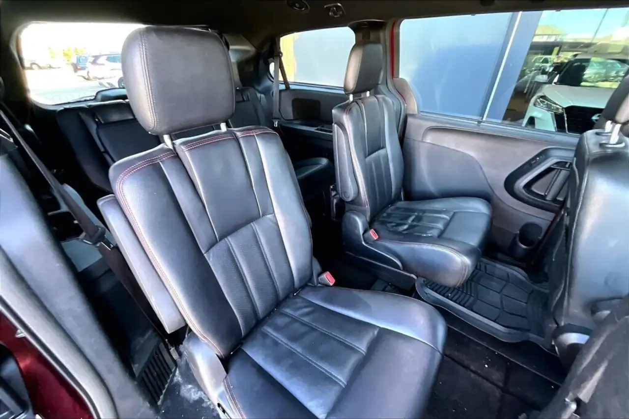 Dodge Grand Caravan fotografie Dodge Grand Caravan
