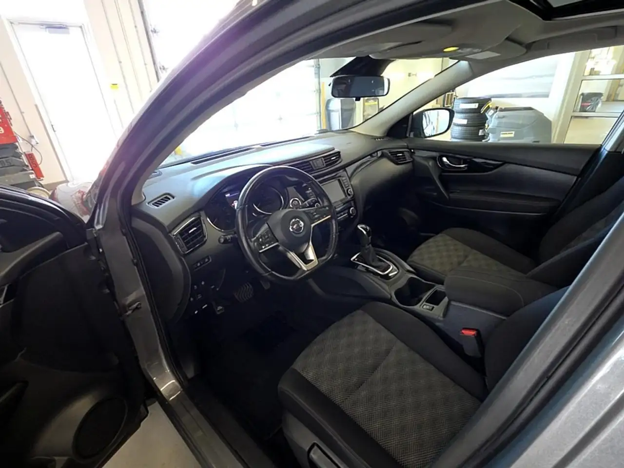 Nissan Qashqai снимка Nissan Qashqai