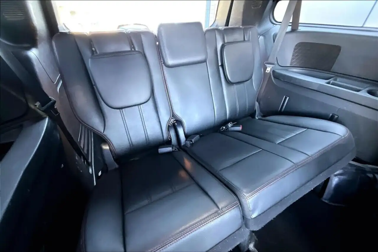 Dodge Grand Caravan fotografie Dodge Grand Caravan