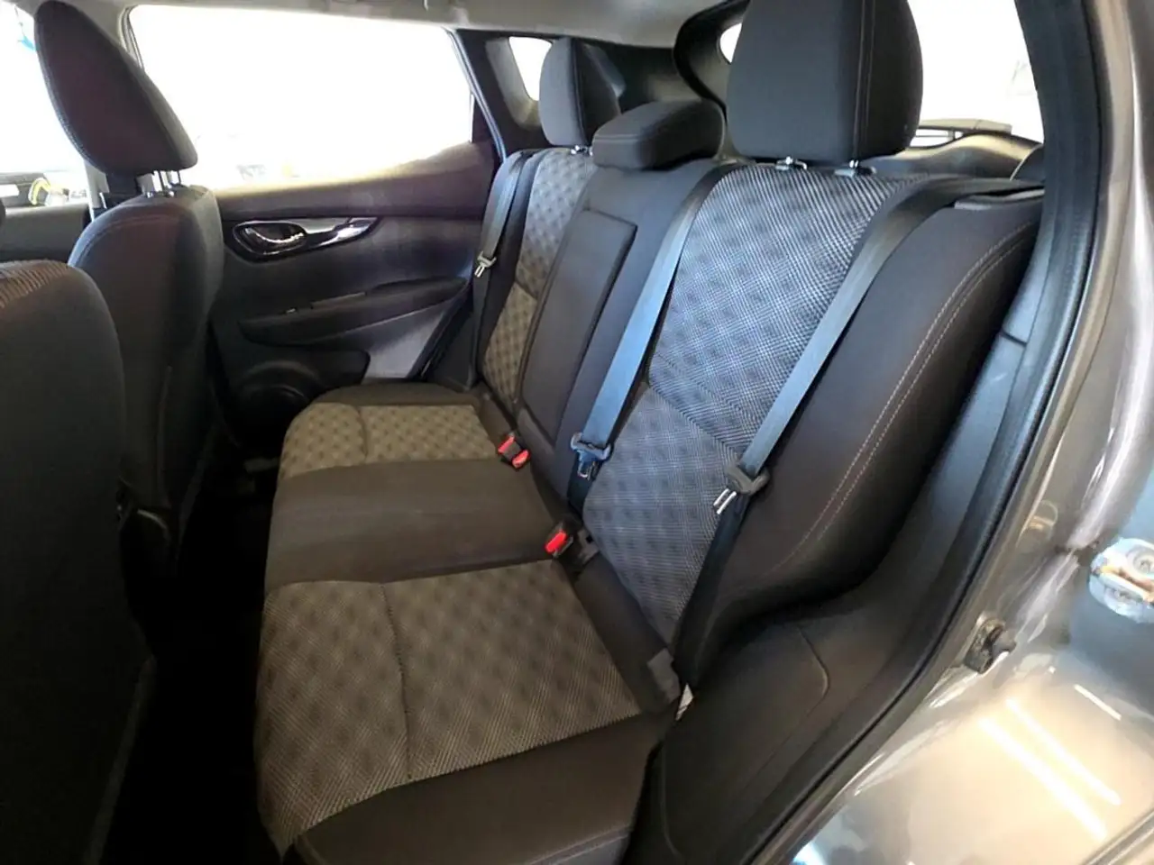 Nissan Qashqai снимка Nissan Qashqai
