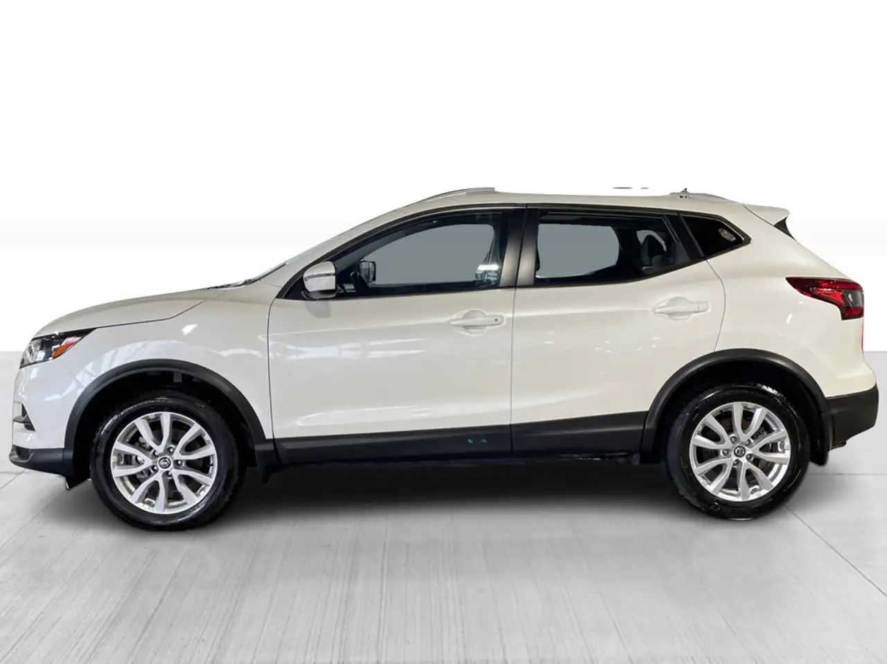 Nissan Qashqai снимка Nissan Qashqai