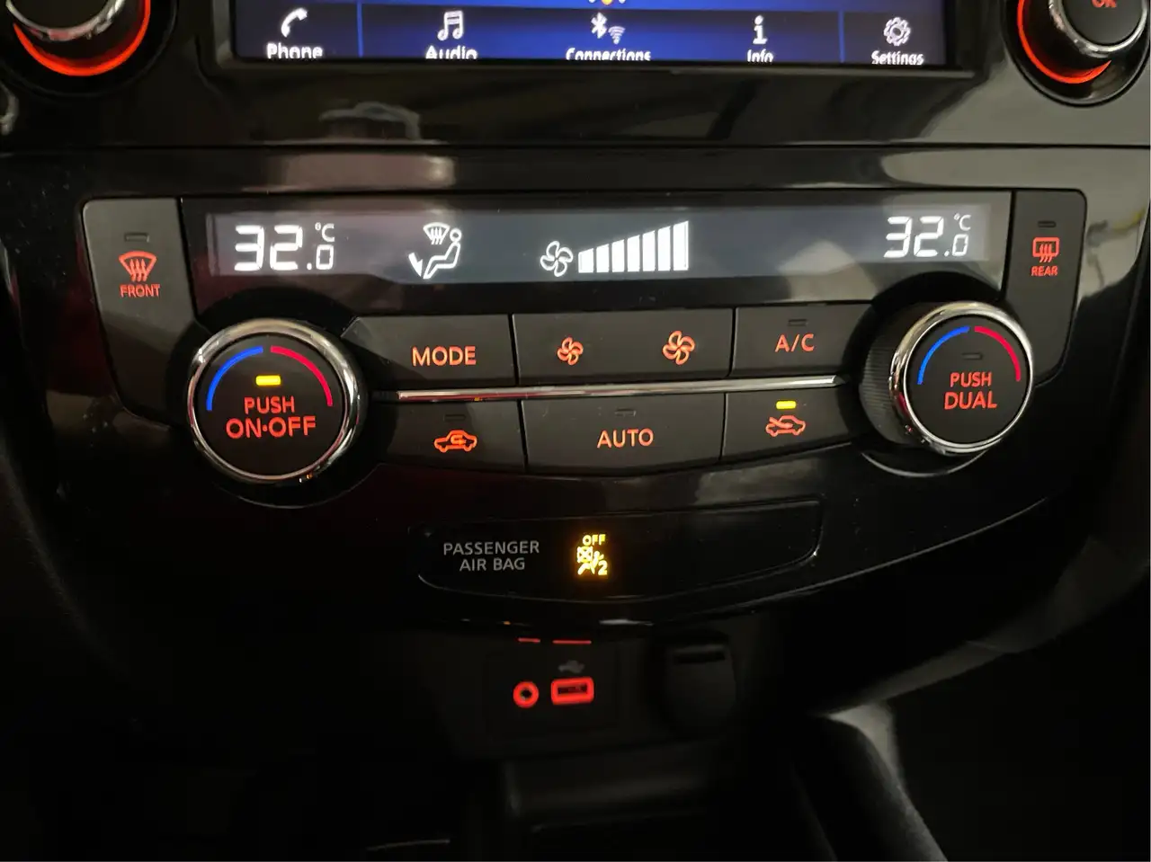 Nissan Qashqai снимка Nissan Qashqai