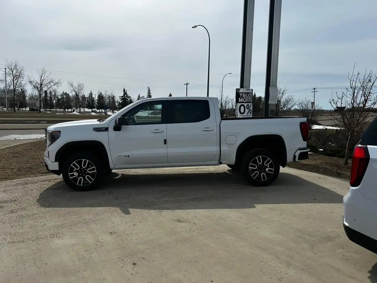 GMC Sierra 1500 photo GMC Sierra 1500