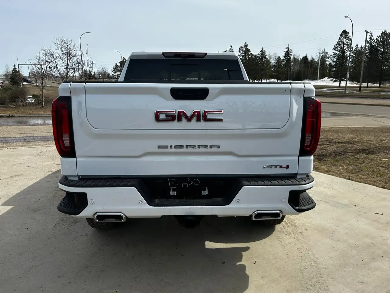 GMC Sierra 1500 photo GMC Sierra 1500