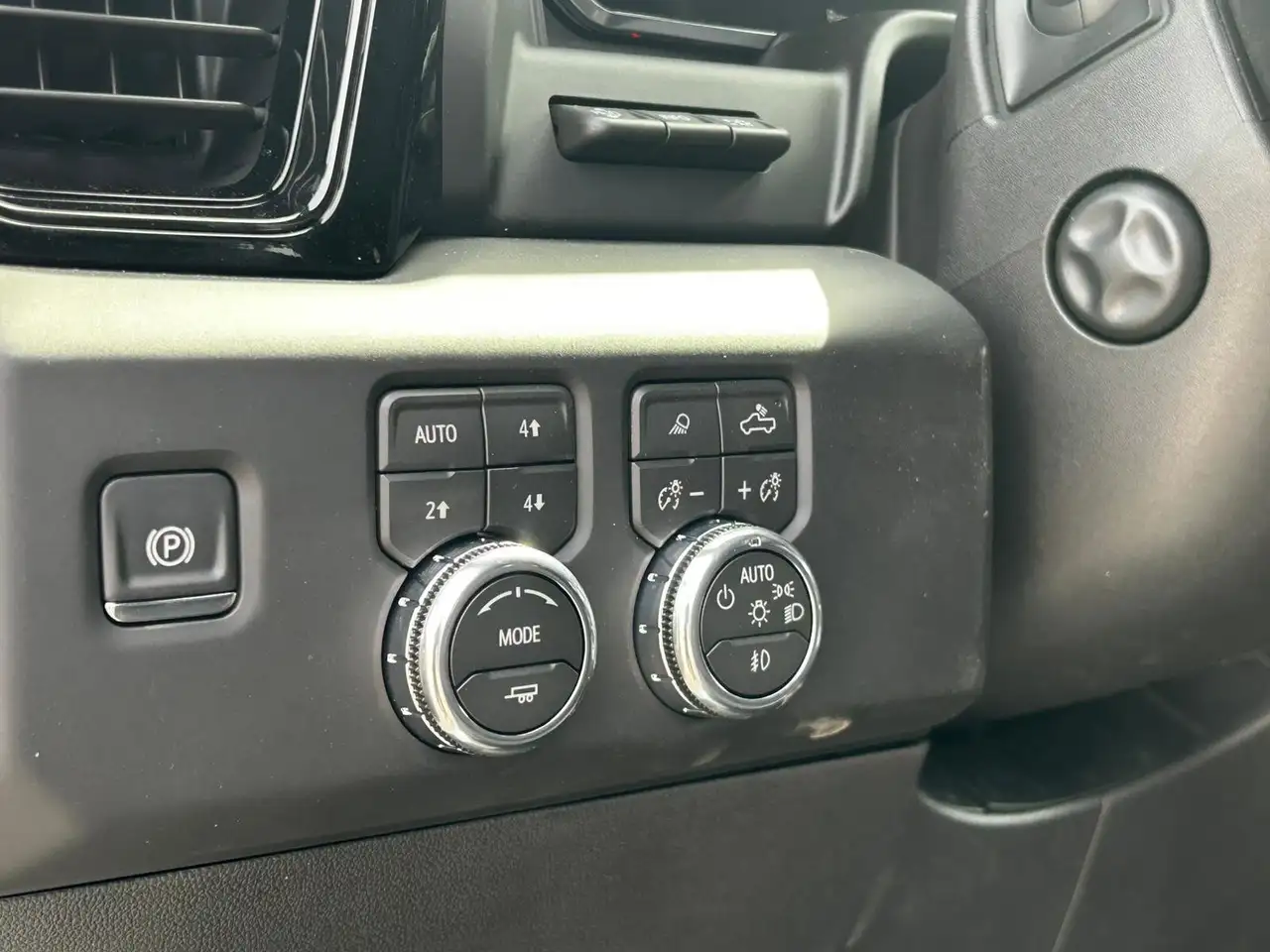 GMC Sierra 1500 photo GMC Sierra 1500
