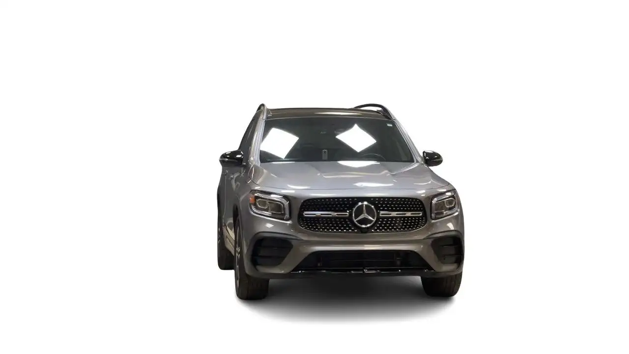 Mercedes-Benz GLB снимка Mercedes-Benz GLB