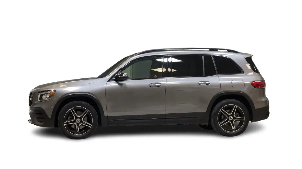 Mercedes-Benz GLB снимка Mercedes-Benz GLB