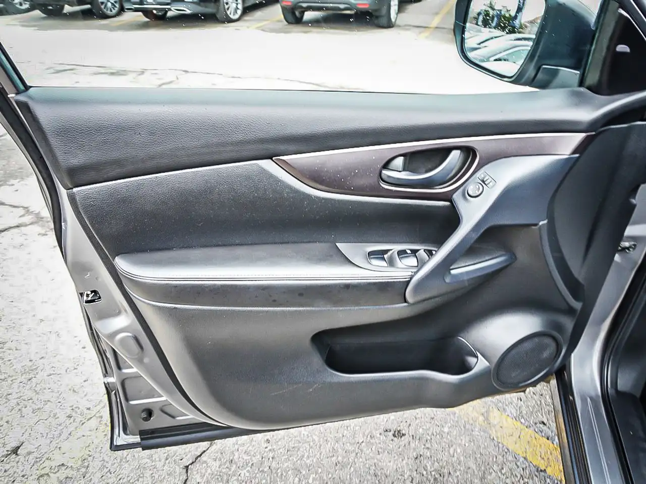 Nissan Qashqai снимка Nissan Qashqai